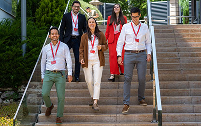 https://www.iese.edu/es/wp-content/uploads/sites/2/2025/03/EMBA-IESE.jpg